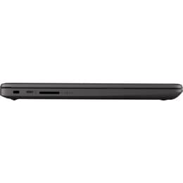 HP 240 G8 14" Core i5 1 GHz - SSD 256 Go - 8 Go QWERTY - Italien