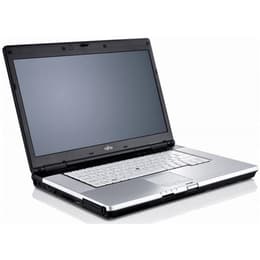 Fujitsu LifeBook E780 15" Core i3 2.4 GHz - HDD 320 Go - 2 Go AZERTY - Français