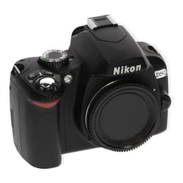 D60 - Noir + Nikon Nikon AF-S DX Nikkor 18-55 mm f/3.5-5.6G ED II f/3.5-5.6G