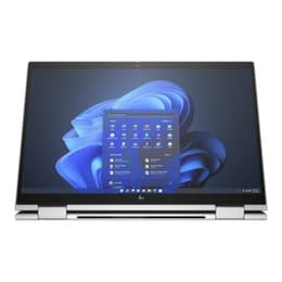 HP EliteBook x360 1040 G9 14" Core i7 3.3 GHz - SSD 256 Go - 16 Go QWERTY - Suédois