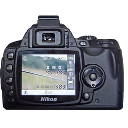 Reflex - Nikon D40 Noir + Objectif Nikon AF-S DX Nikkor 18-55mm f/3.5-5.6G ED II